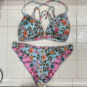 Brand new, never worn floral Maaji bikini!